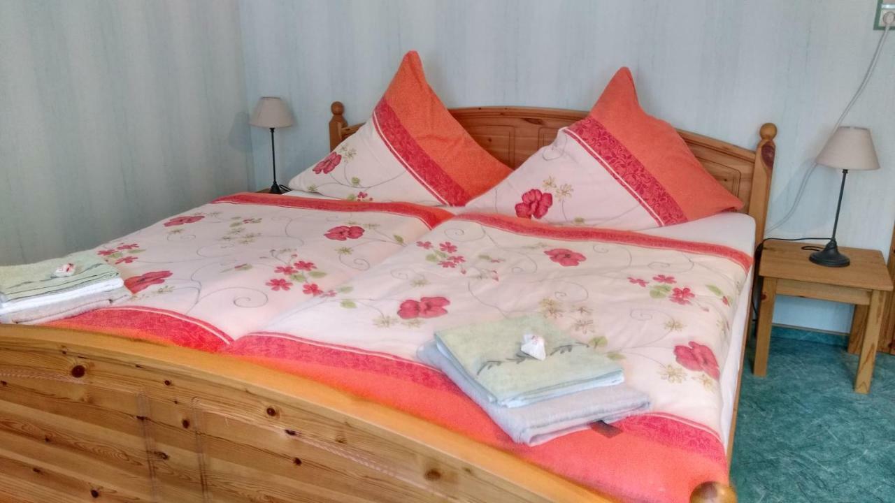 Ferienwohnung Glaser Sebnitz Esterno foto